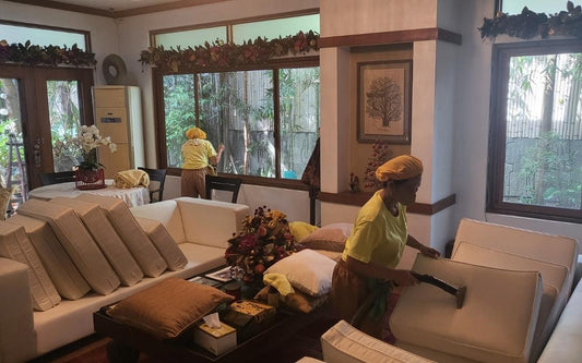 What does the Deep Cleaning Service include?