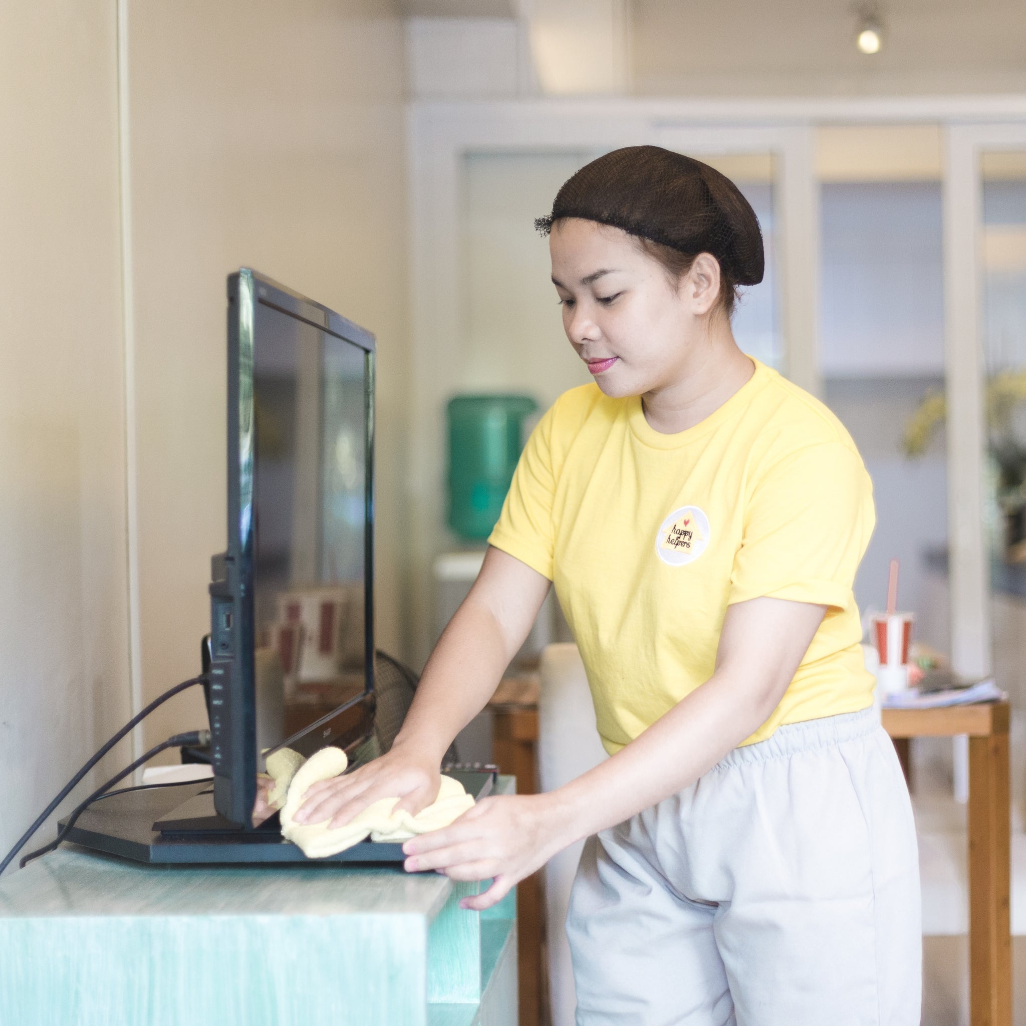 Deep Cleaning Service: Additional Helper – Happy Helpers Manila